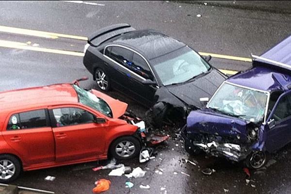 Nằm Mơ Thấy Tai Nạn Giao Thông (Xe Ô Tô, Xe Máy), Tai Nạn Chết Người Có Máu Đánh Con Gì?